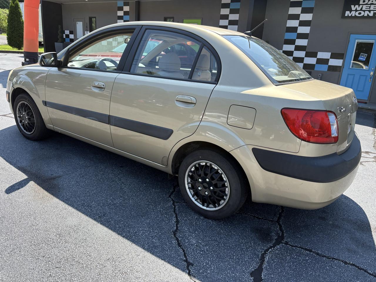 Kia Rio 4dr Sdn Auto LX 2007