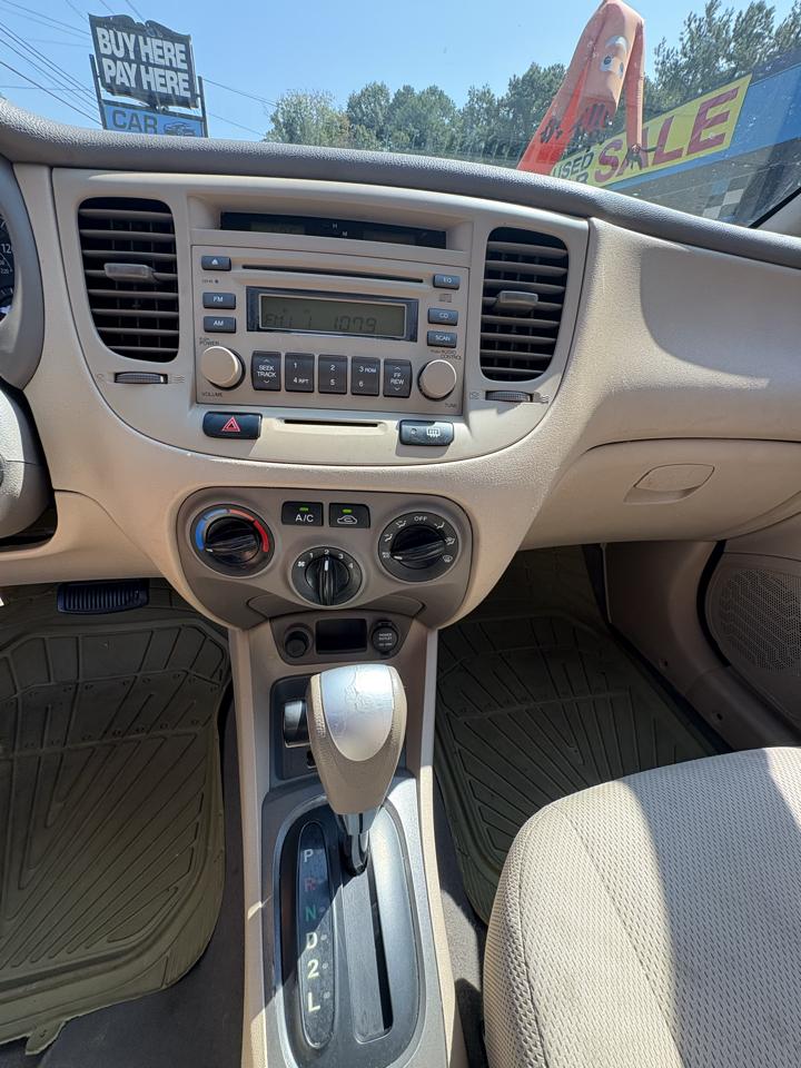 Kia Rio 4dr Sdn Auto LX 2007