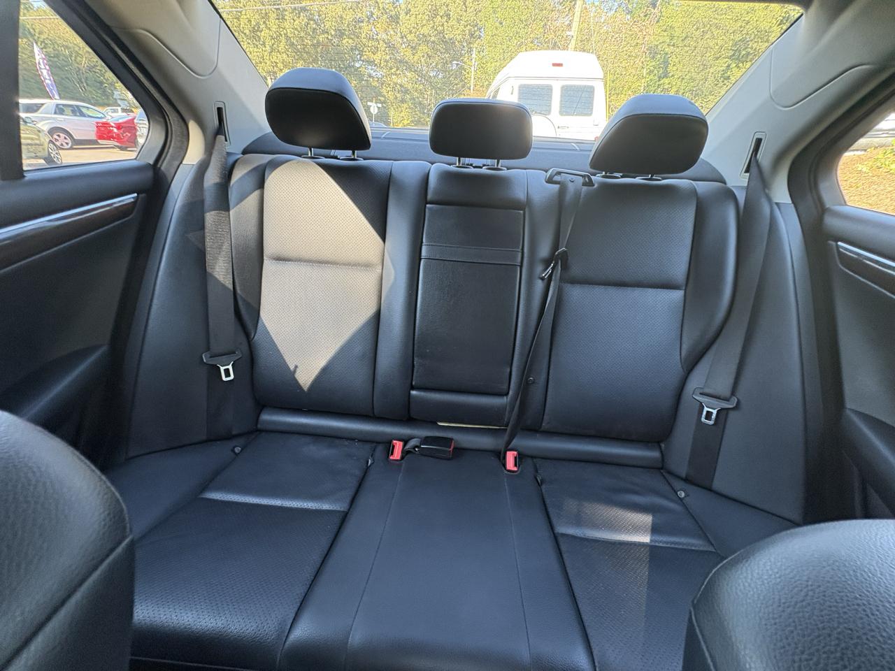 Mercedes-Benz C-Class 4dr Sdn C 300 Sport 4MATIC 2014