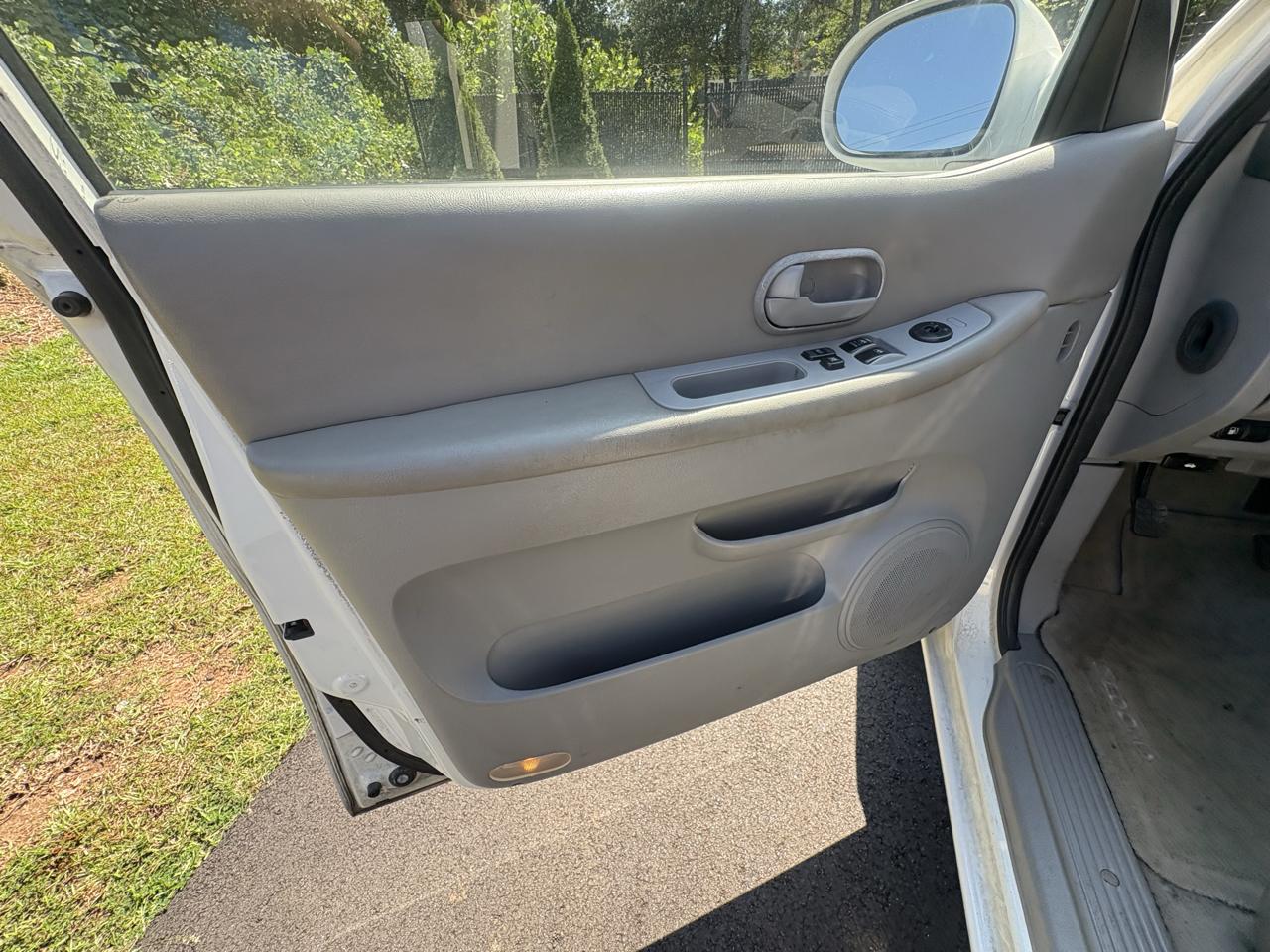 Kia Sedona 4dr Auto LX 2005