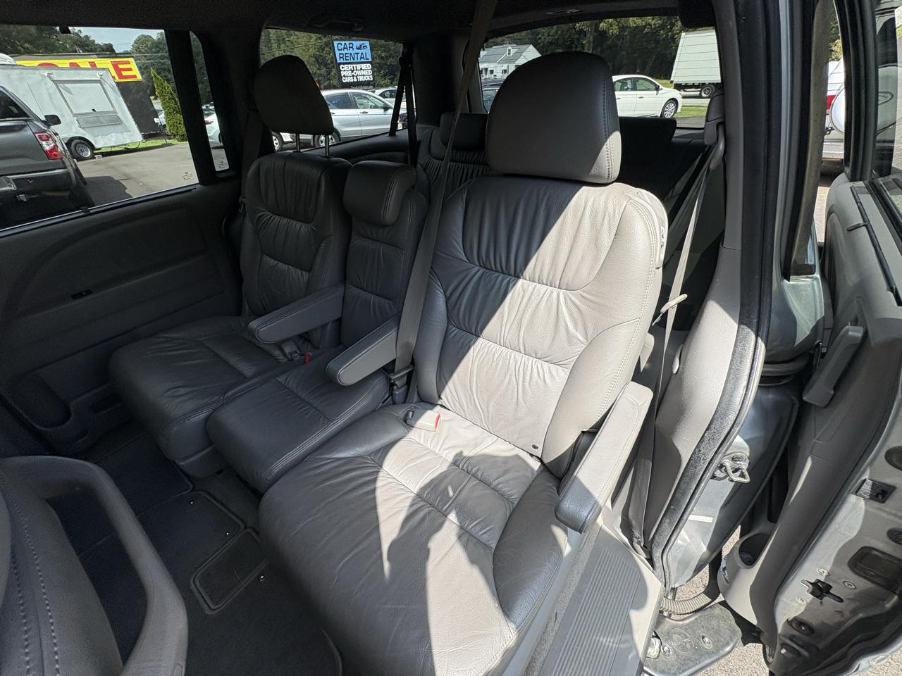 Honda Odyssey 5dr EX-L w/RES 2009