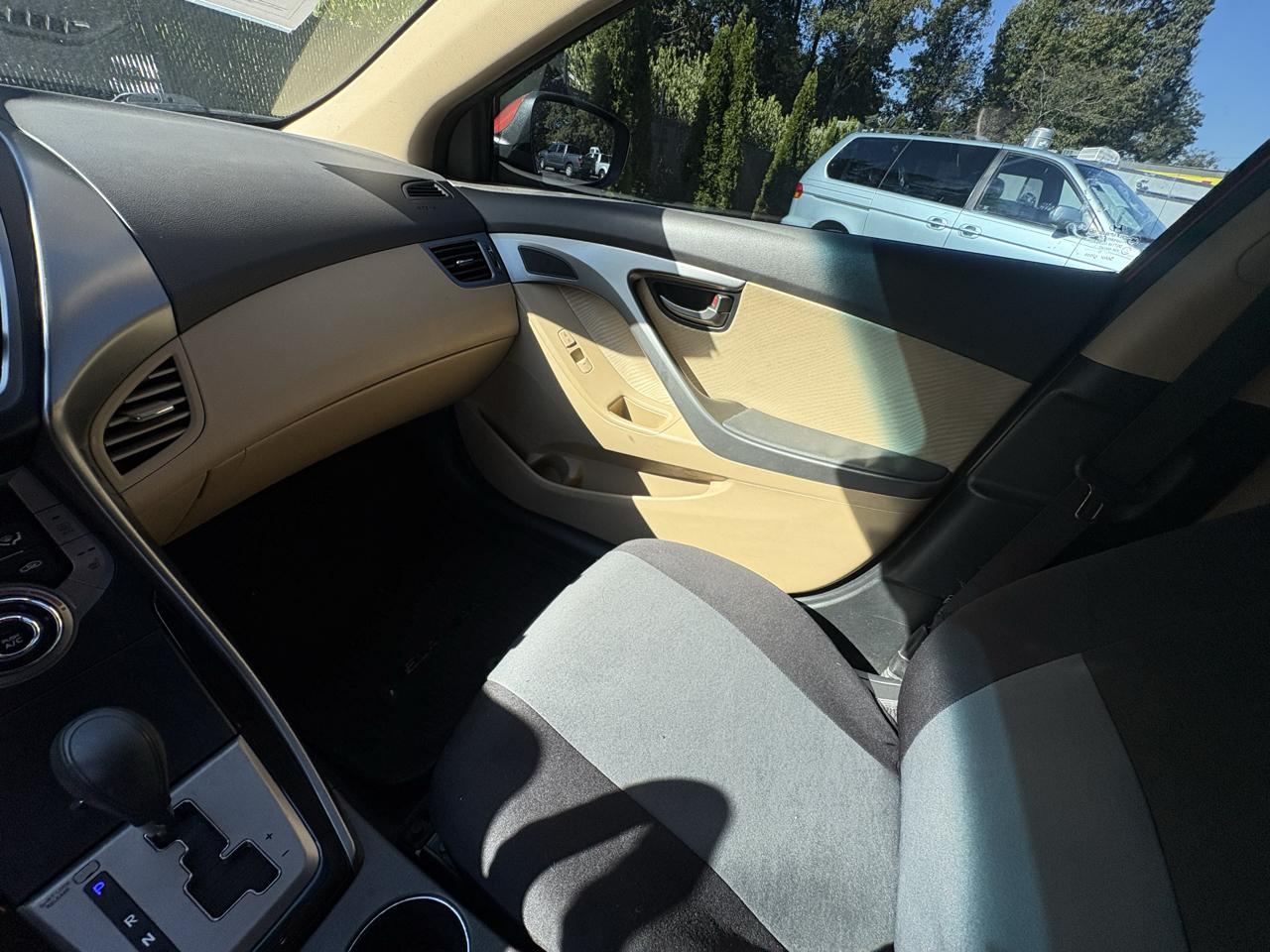 Hyundai Elantra 4dr Sdn Auto GLS (Ulsan Plant) 2013