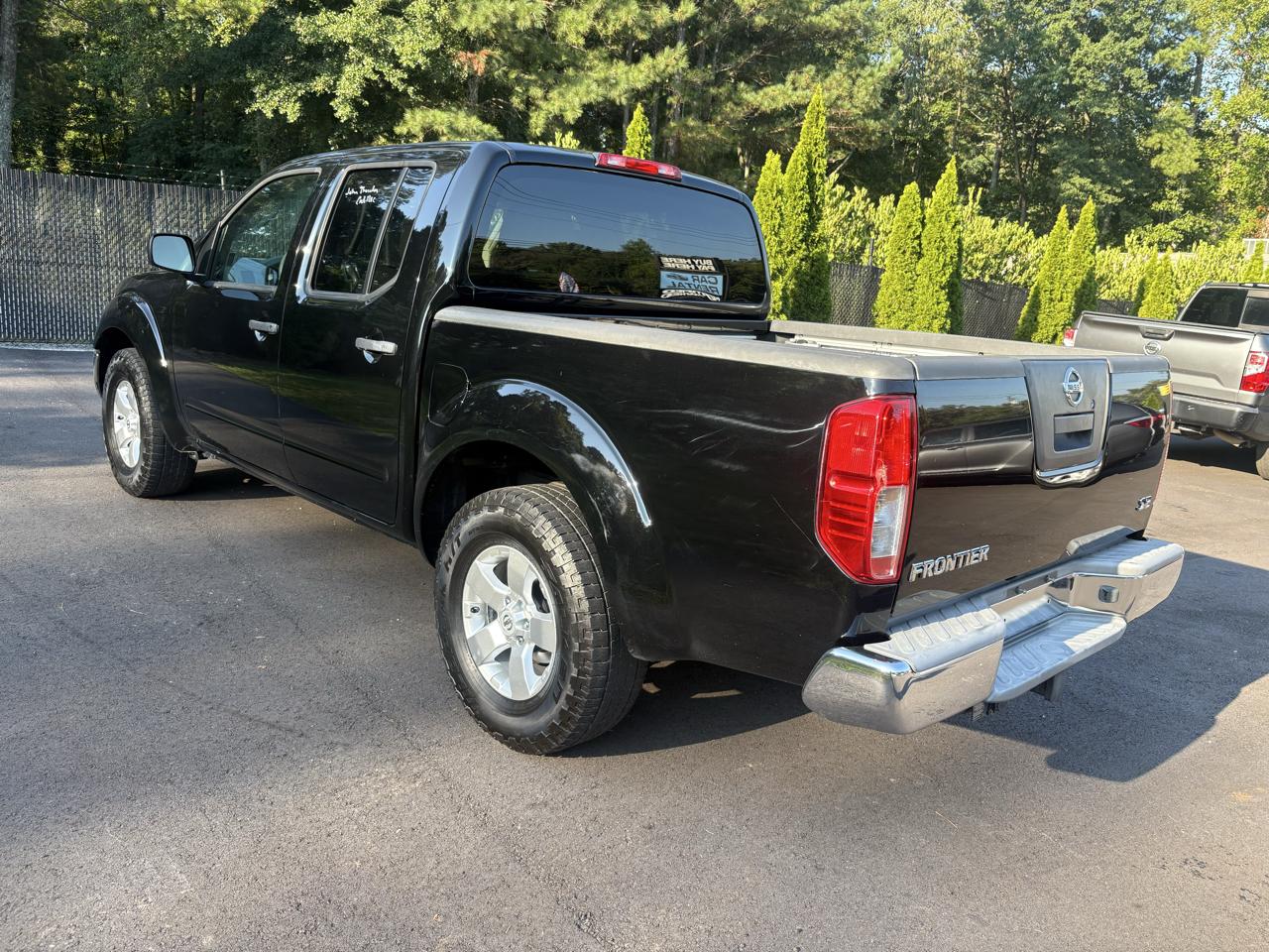 Nissan Frontier 2WD Crew Cab SWB Auto SE 2010