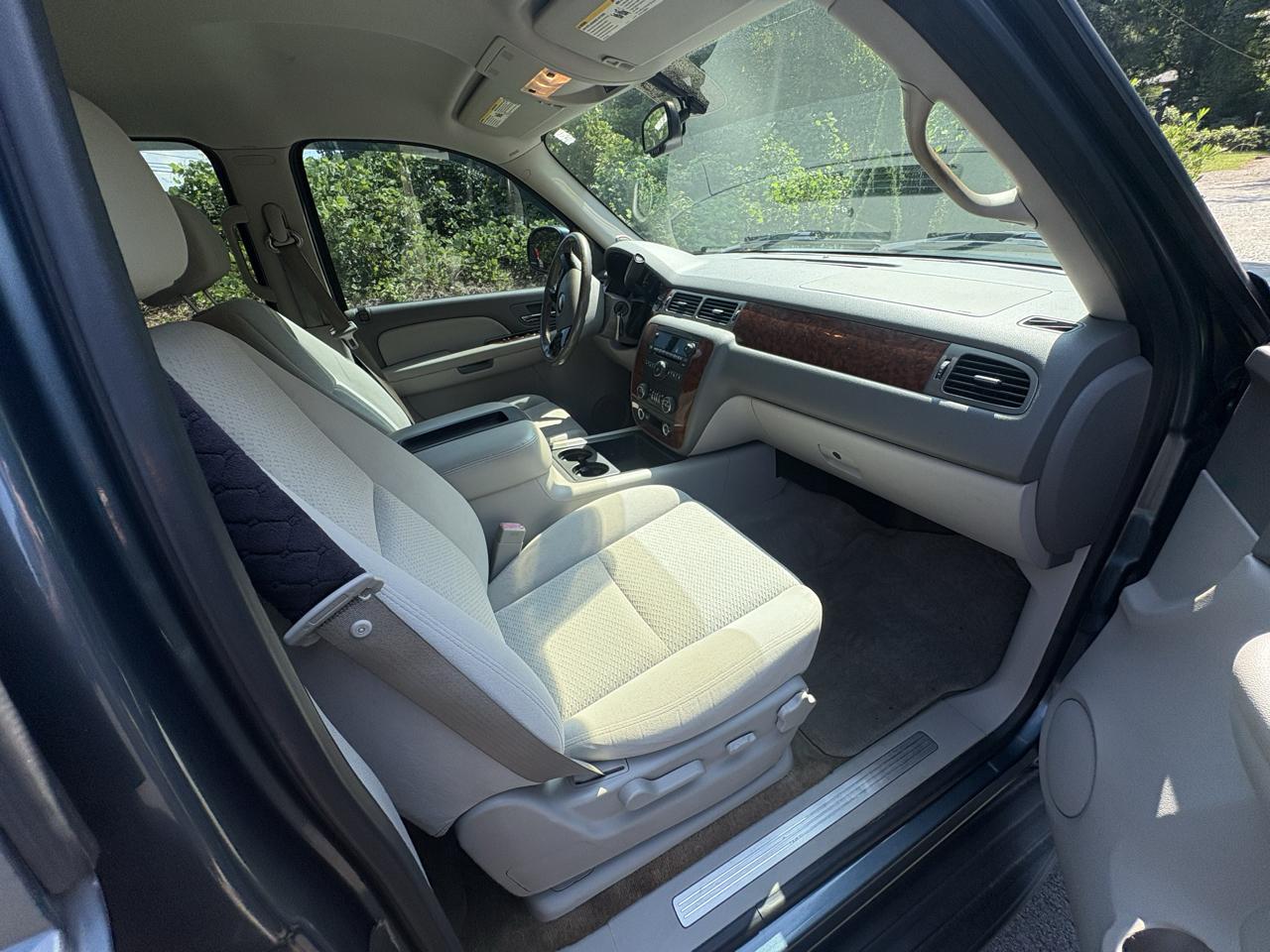 Chevrolet Tahoe 4WD 4dr 1500 LT w/1LT 2008