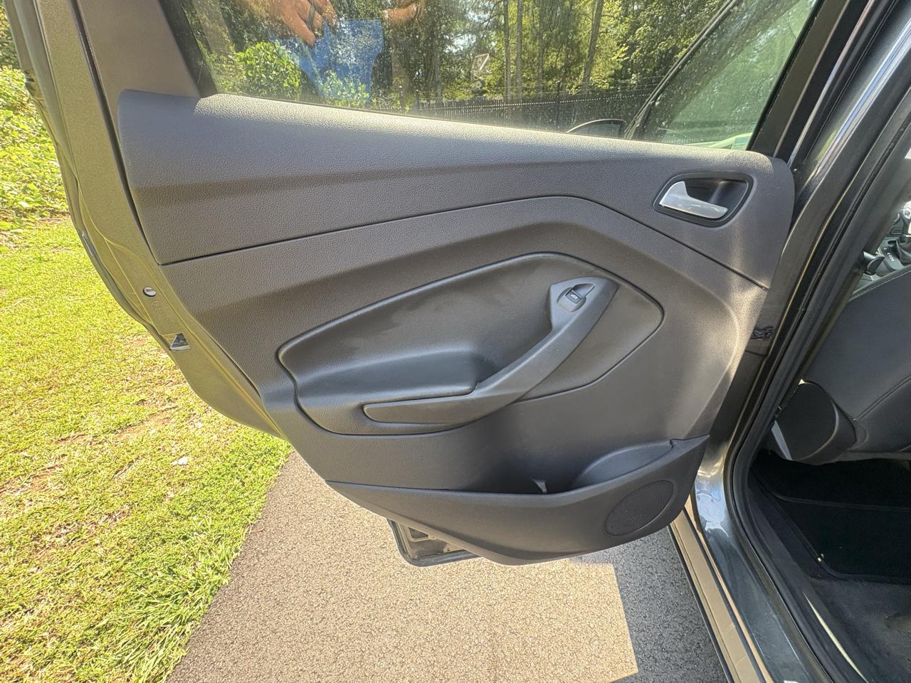 Ford Escape FWD 4dr SE 2015