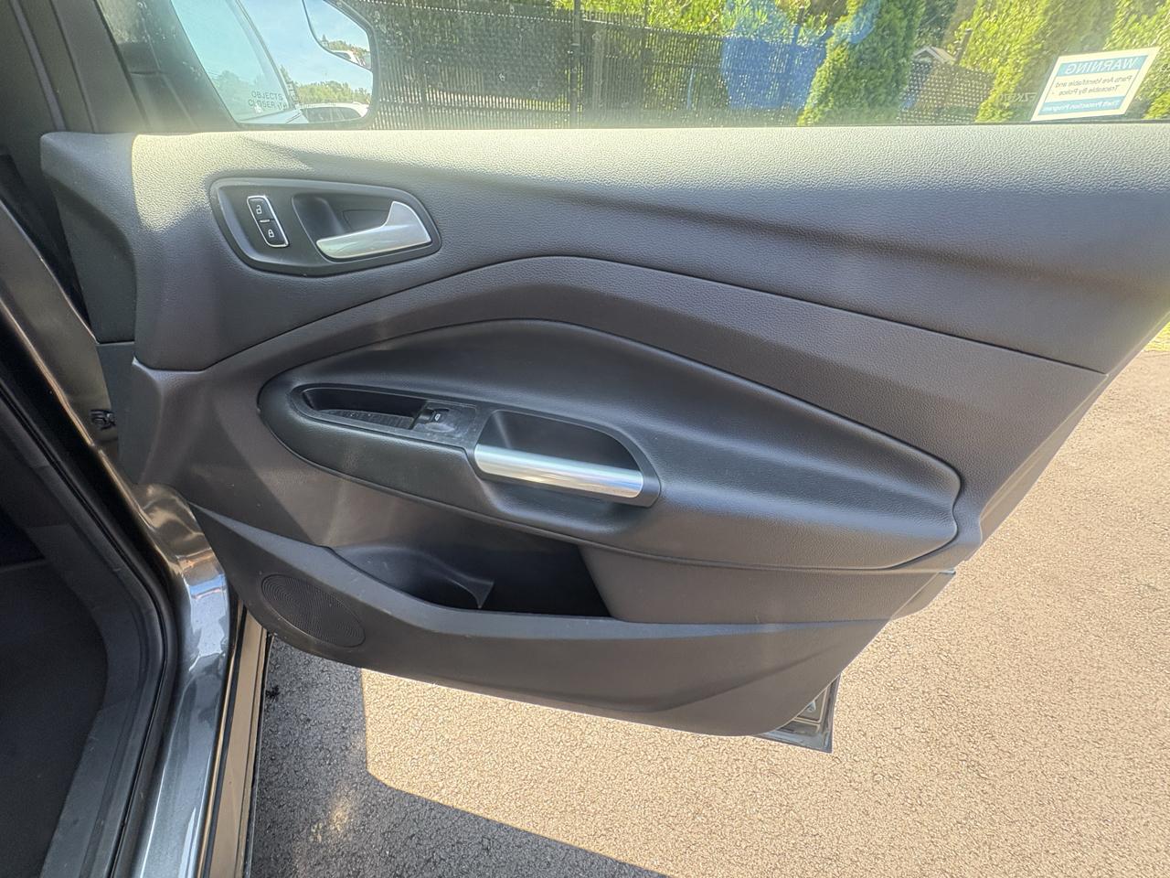 Ford Escape FWD 4dr SE 2015