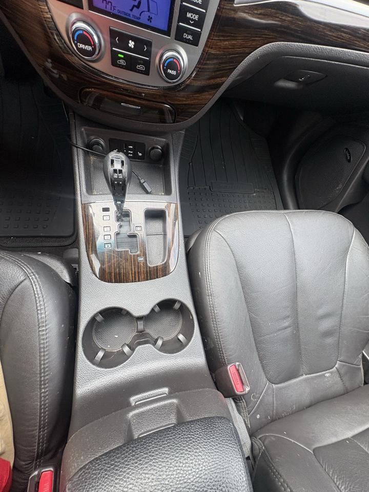 Hyundai Santa Fe AWD 4dr V6 Auto Limited 2011