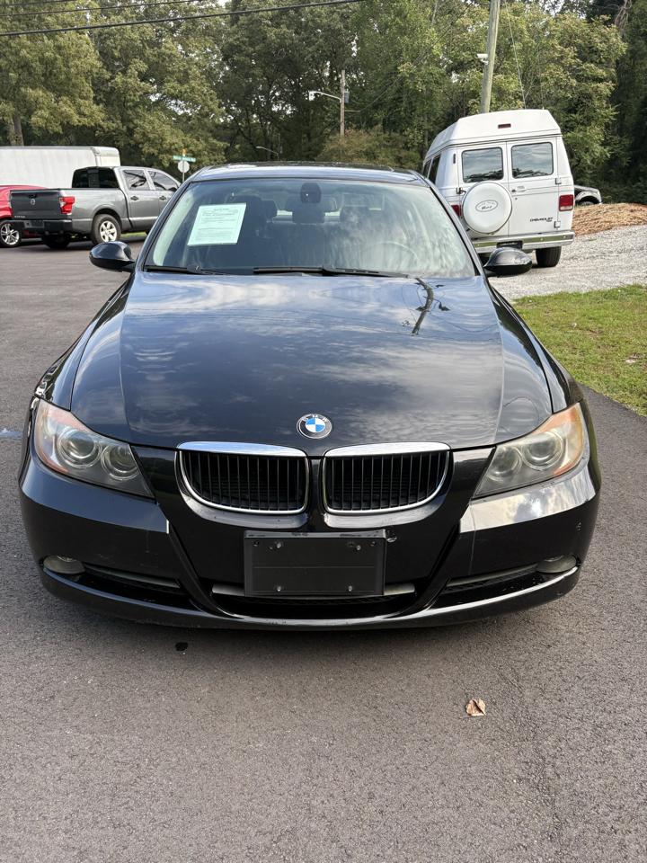BMW 3 Series 325i 4dr Sdn RWD 2006