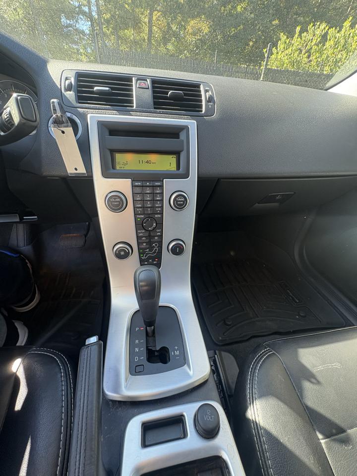 Volvo S40 4dr Sdn 2011