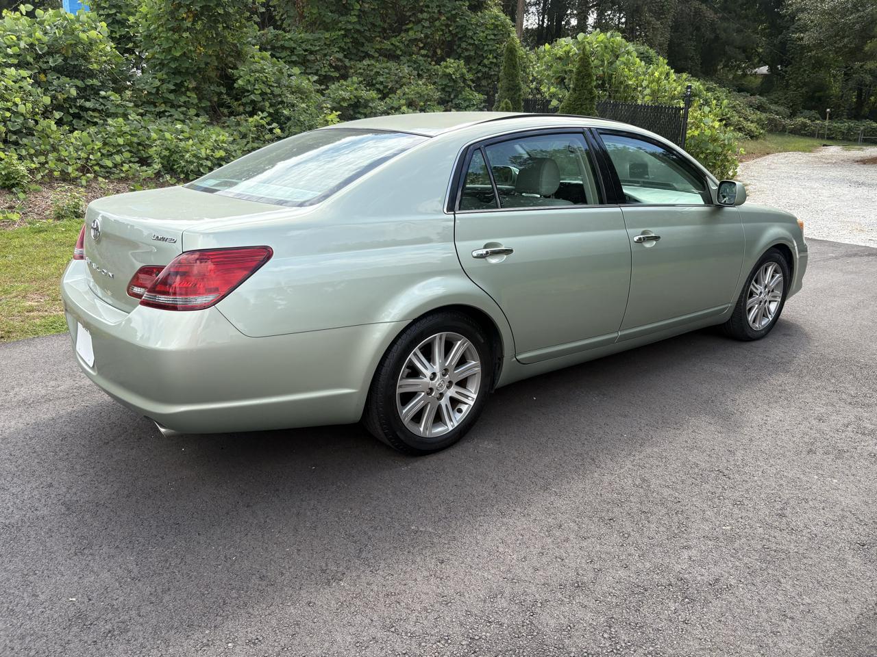 Toyota Avalon 4dr Sdn XL (Natl) 2008