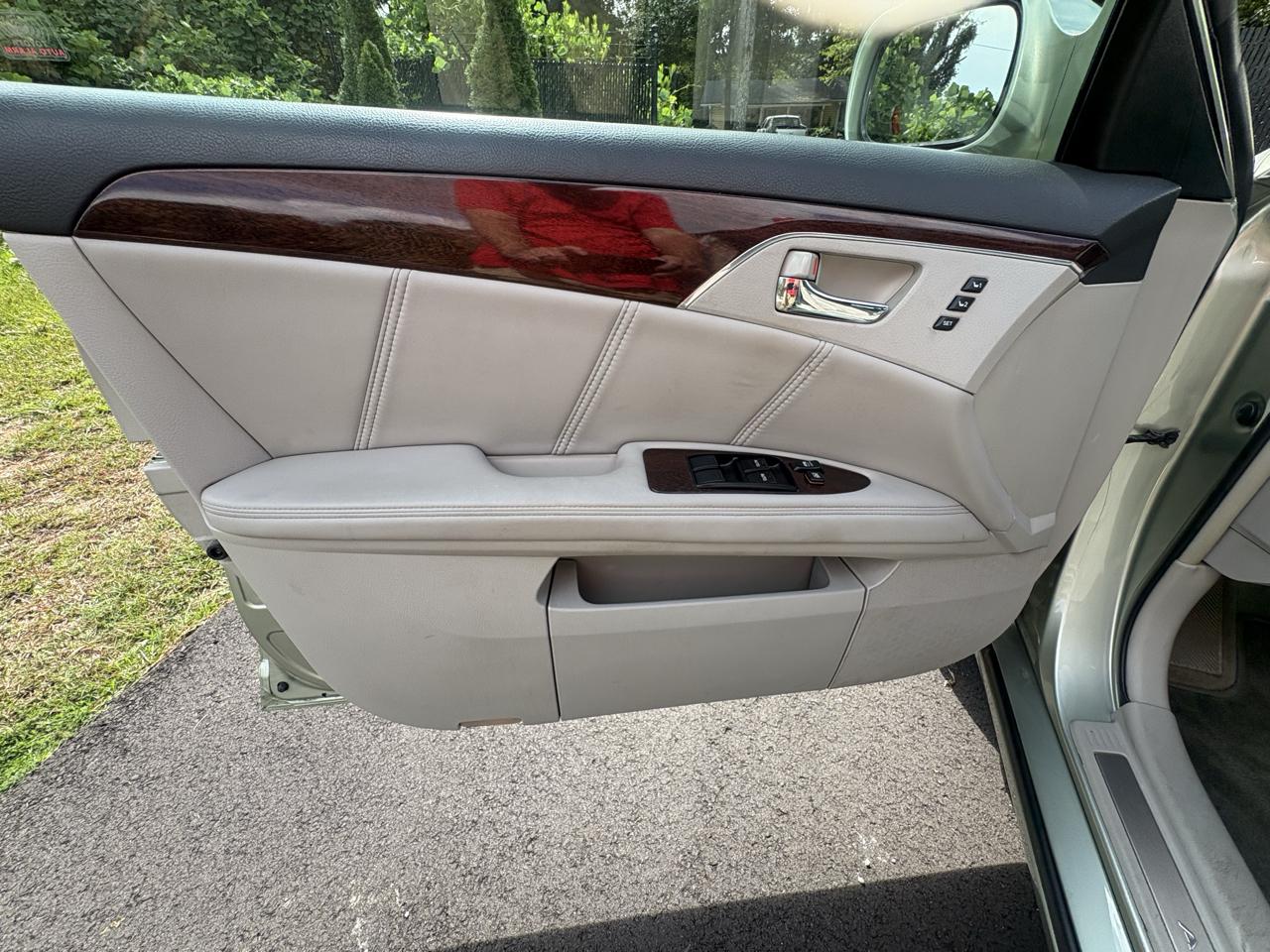 Toyota Avalon 4dr Sdn XL (Natl) 2008