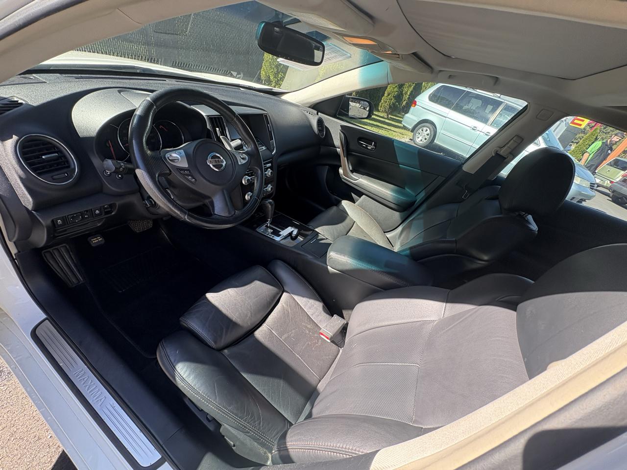 Nissan Maxima 4dr Sdn V6 CVT 3.5 SV w/Premium Pkg 2012
