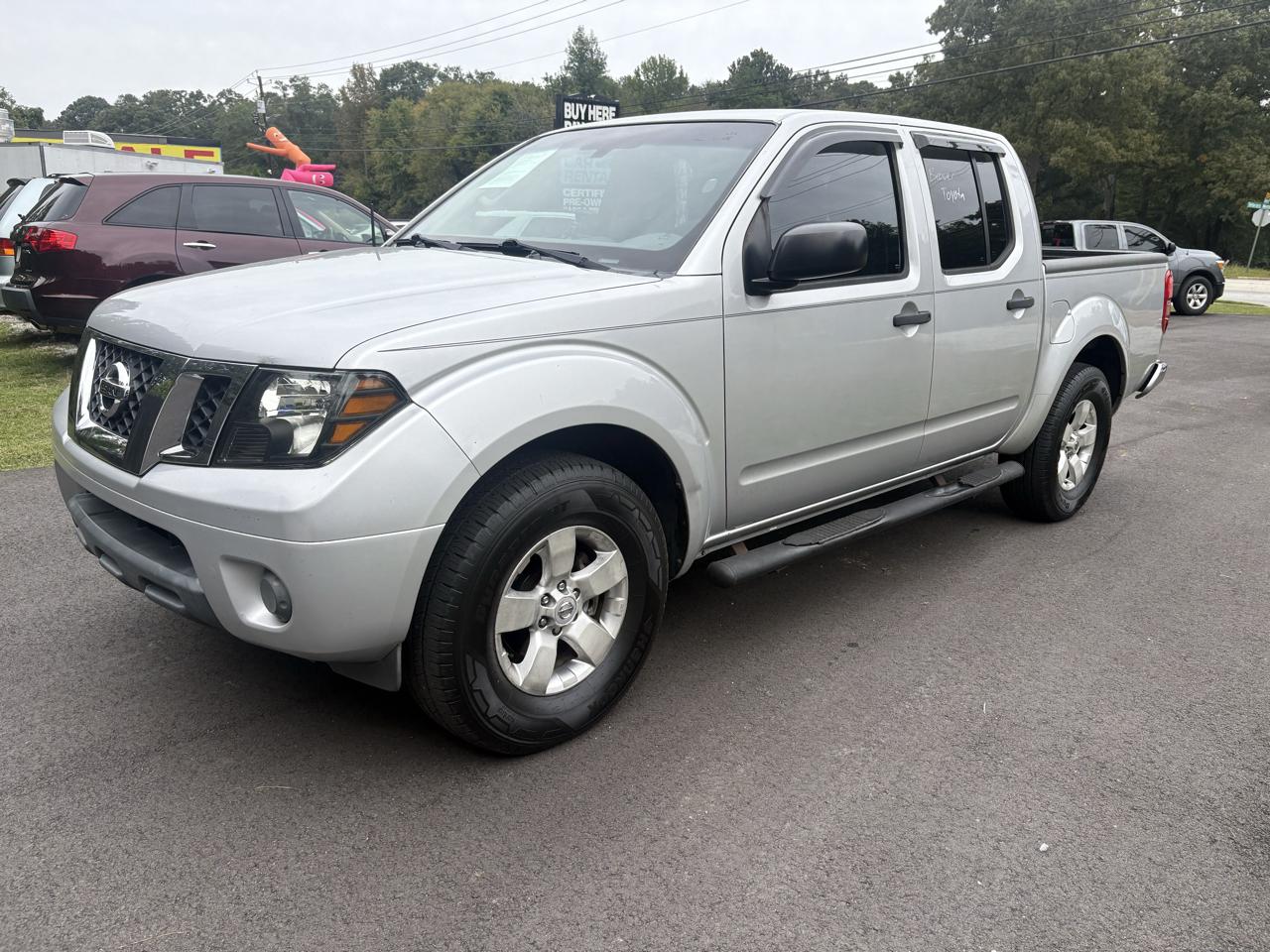 Nissan Frontier 2WD Crew Cab SWB Auto SV 2012