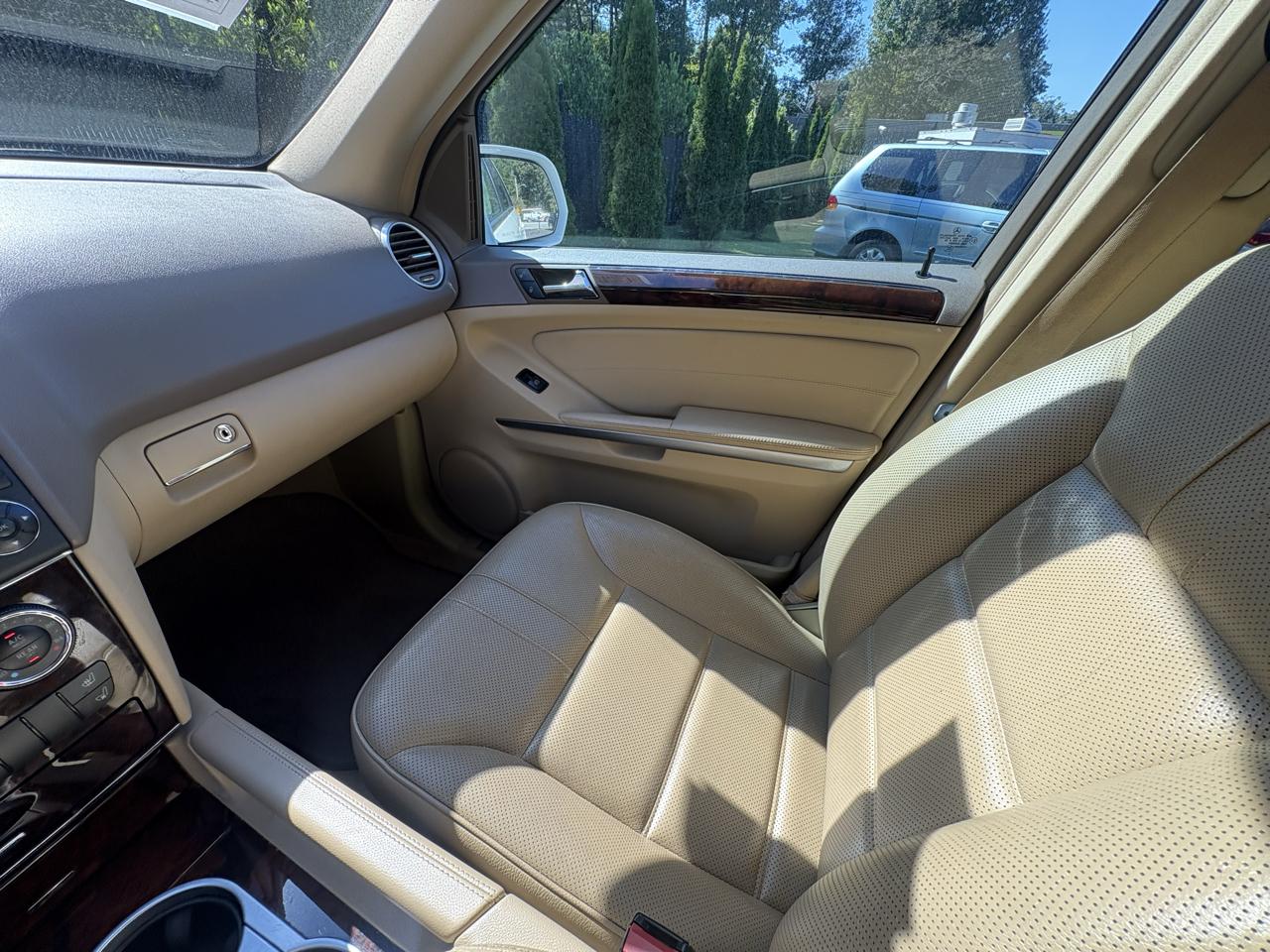 Mercedes-Benz M-Class 4MATIC 4dr ML 350 2010