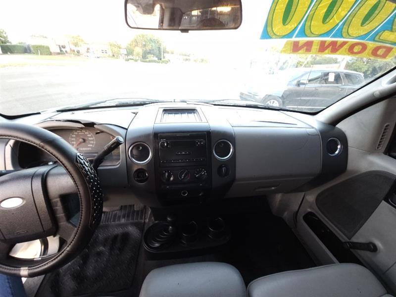 2005 Ford F-150 XL - Photo 7