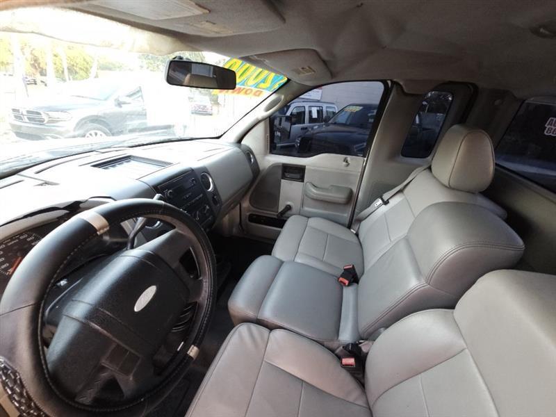 2005 Ford F-150 XL - Photo 8