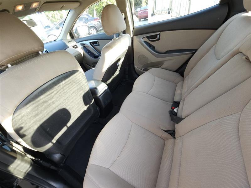 Hyundai Elantra GLS M/T 2014