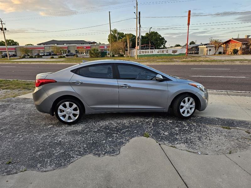 Hyundai Elantra GLS A/T 2012