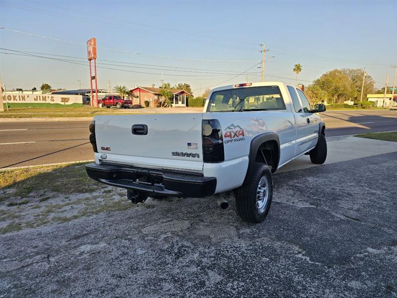 GMC Sierra 2500HD SLE2 Ext. Cab 4WD 2006
