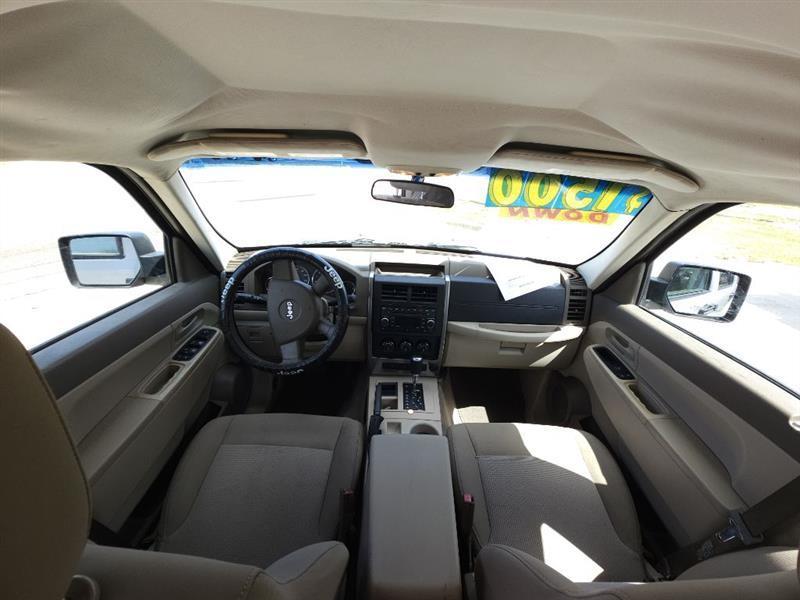 Jeep Liberty Sport 2WD 2008