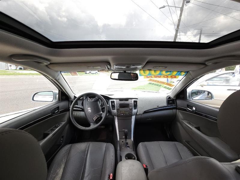 Hyundai Sonata SE 2010