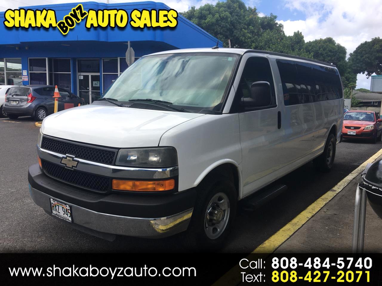Used 2014 Chevrolet Express Passenger RWD 3500 155" LT w/1LT for Sale