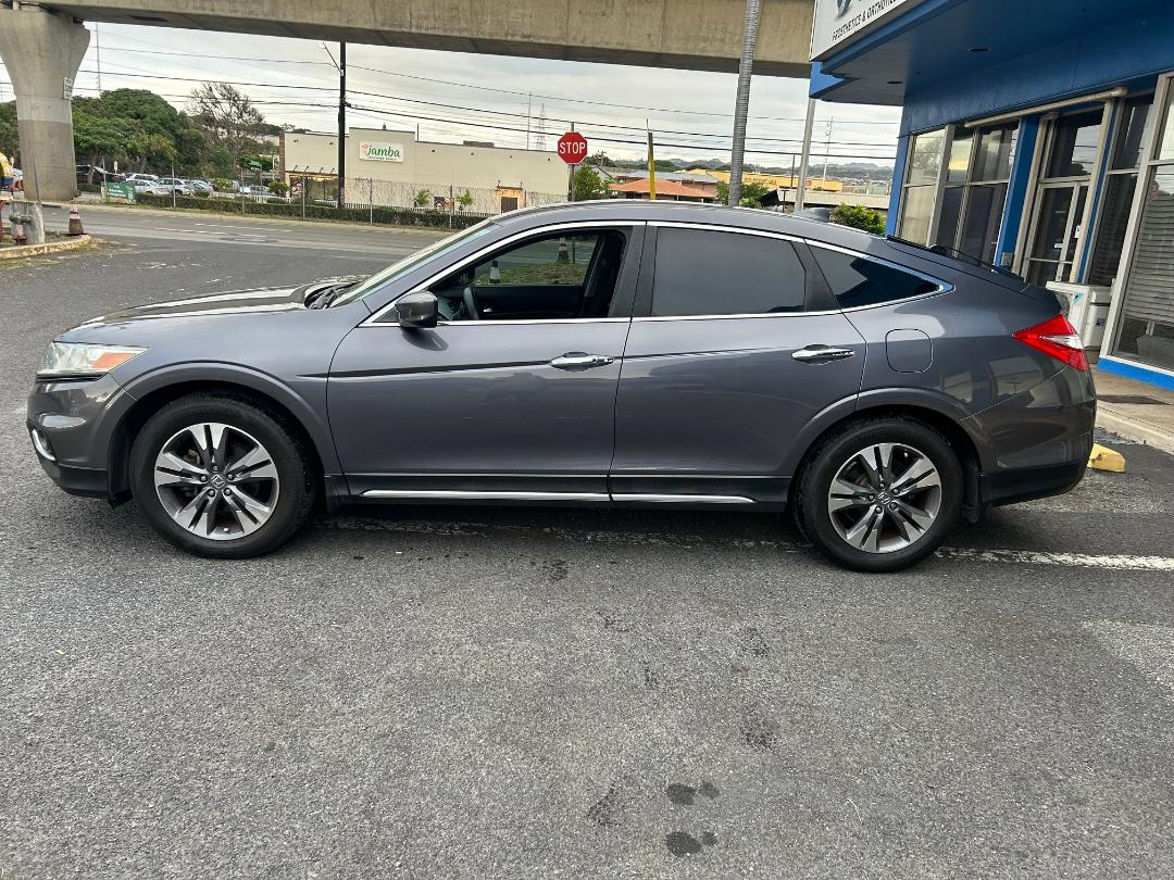 Honda Crosstour 2WD V6 5dr EX 2015