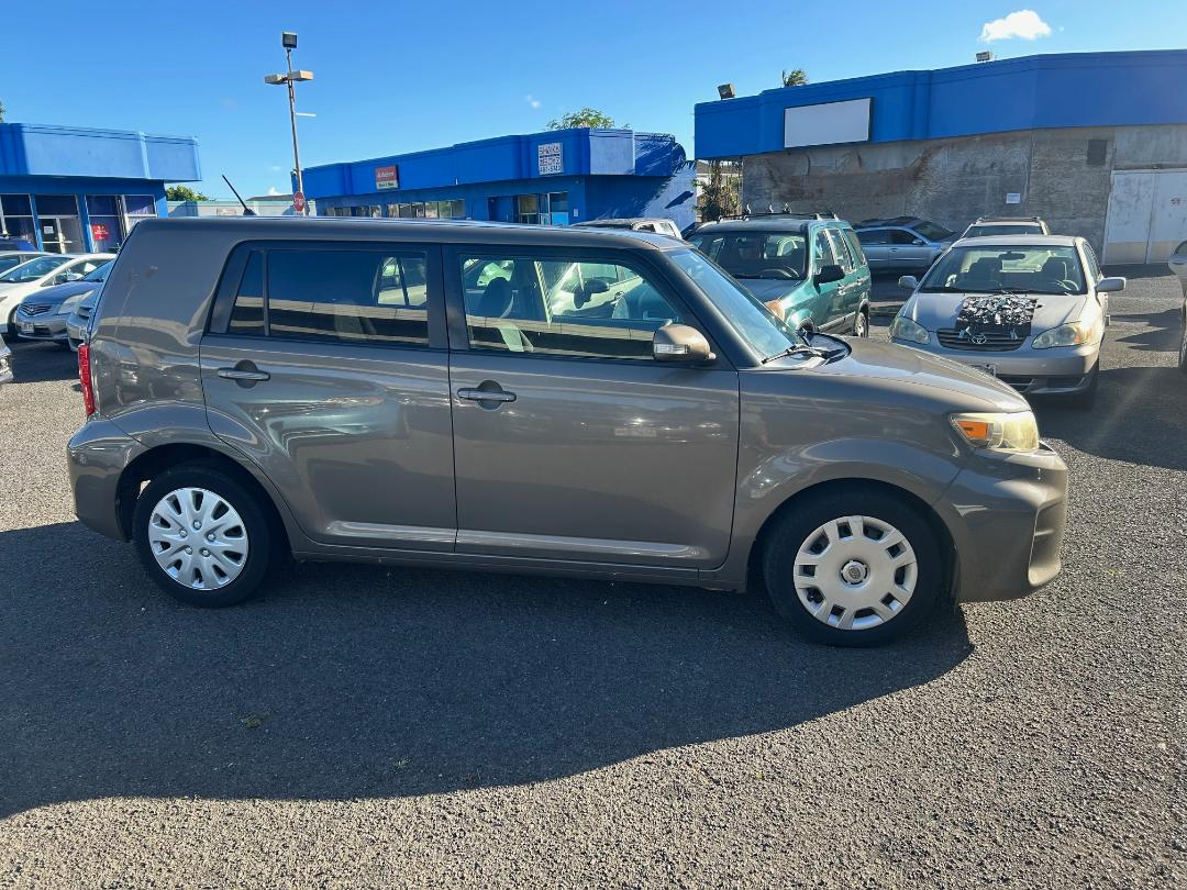 2012 Scion xB photo 4