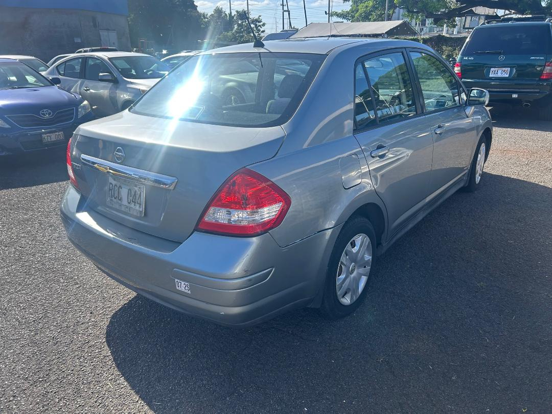 Nissan Versa 4dr Sdn I4 Auto 1.8 S 2010