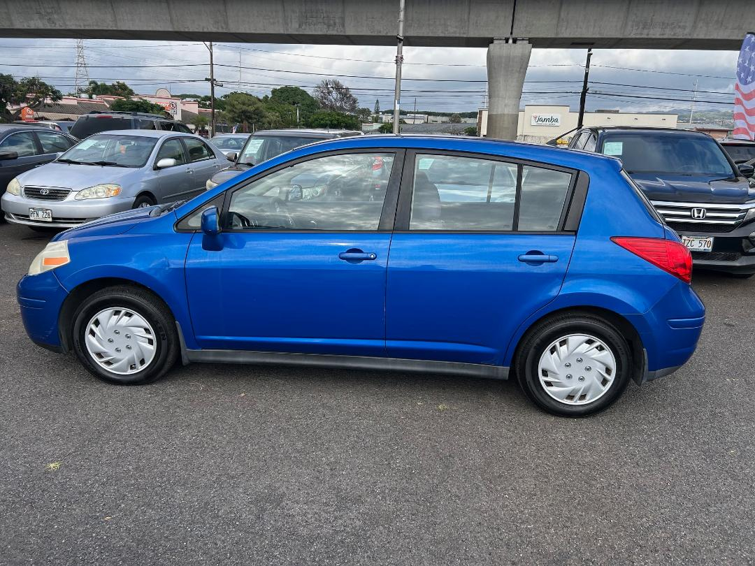 Nissan Versa 5dr HB I4 Auto 1.8 S 2007