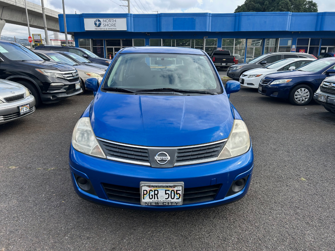Nissan Versa 5dr HB I4 Auto 1.8 S 2007