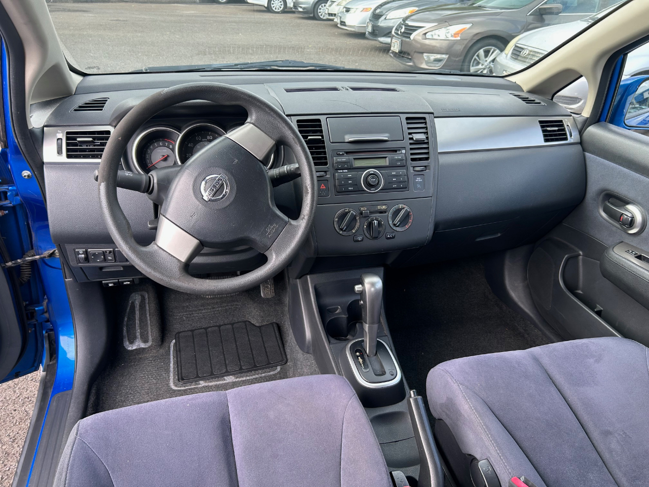 Nissan Versa 5dr HB I4 Auto 1.8 S 2007