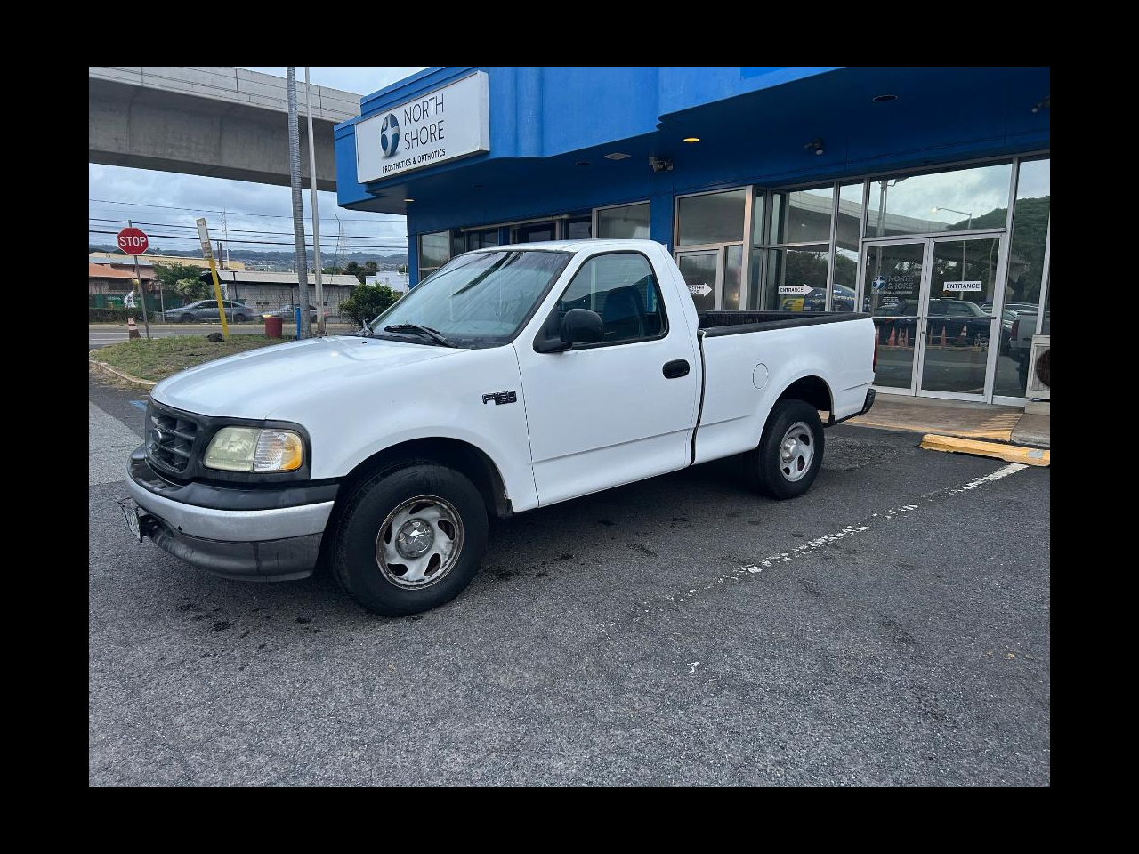 Ford F-150 Reg Cab 120" XLT 2002