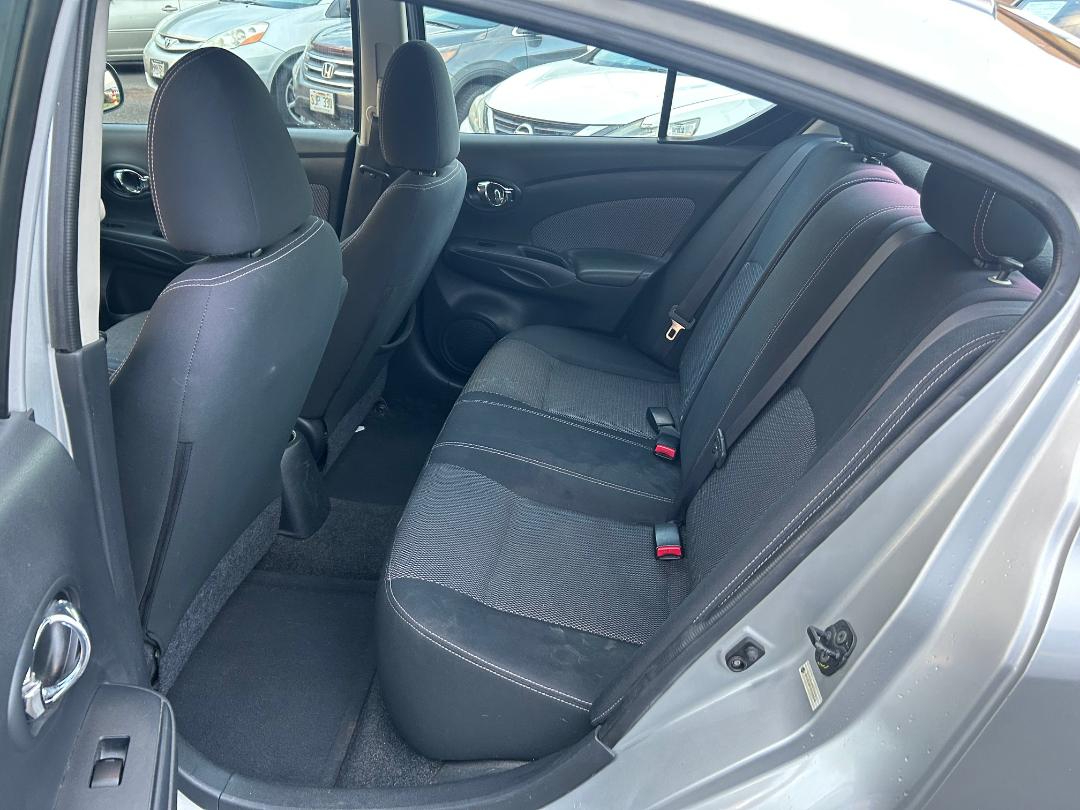 Nissan Versa 4dr Sdn CVT 1.6 SV 2014