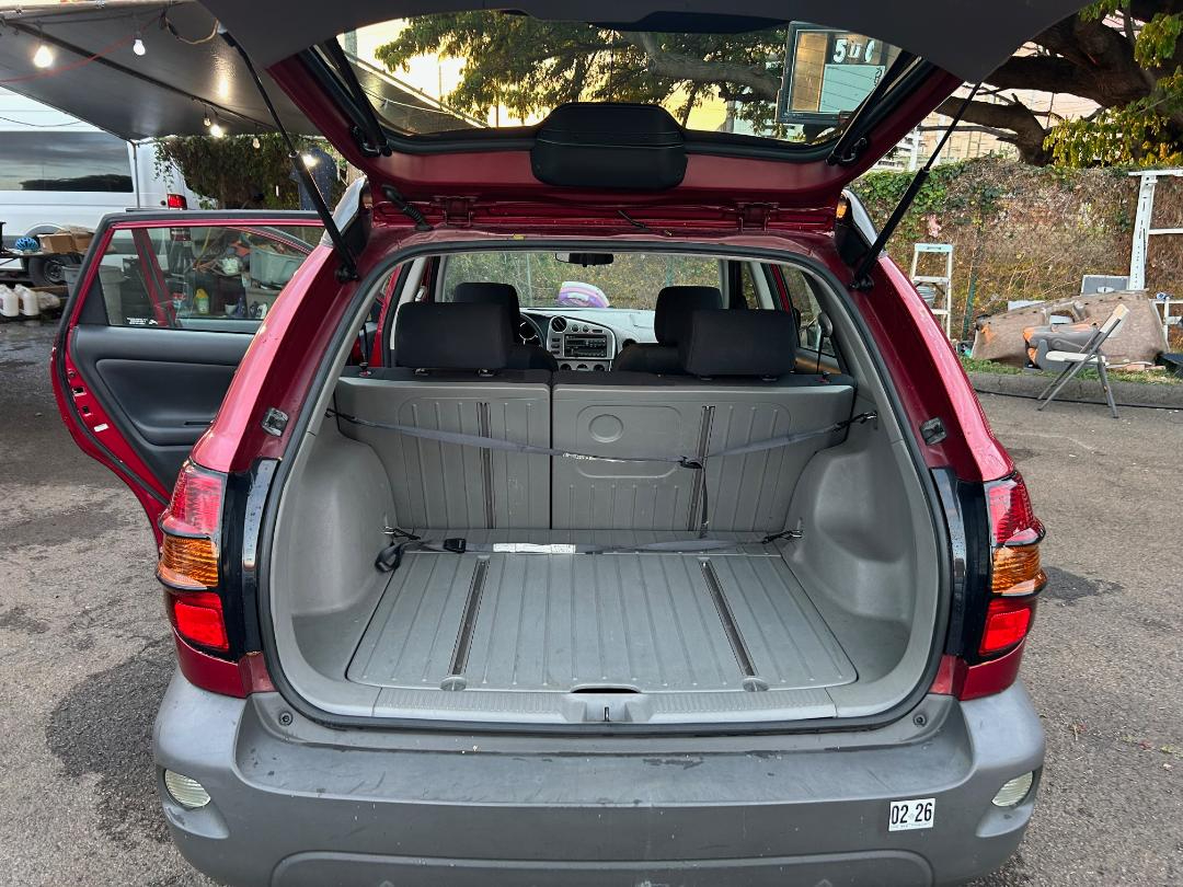 Pontiac Vibe 4dr HB 2004