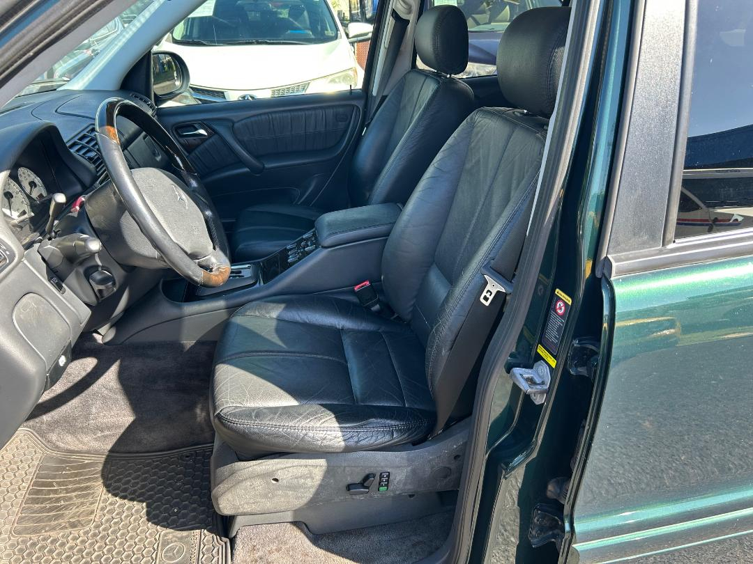 Mercedes-Benz M-Class 4dr AWD 5.5L AMG 2001