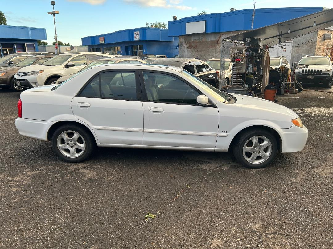 Mazda Protege 4dr Sdn LX Auto 2002