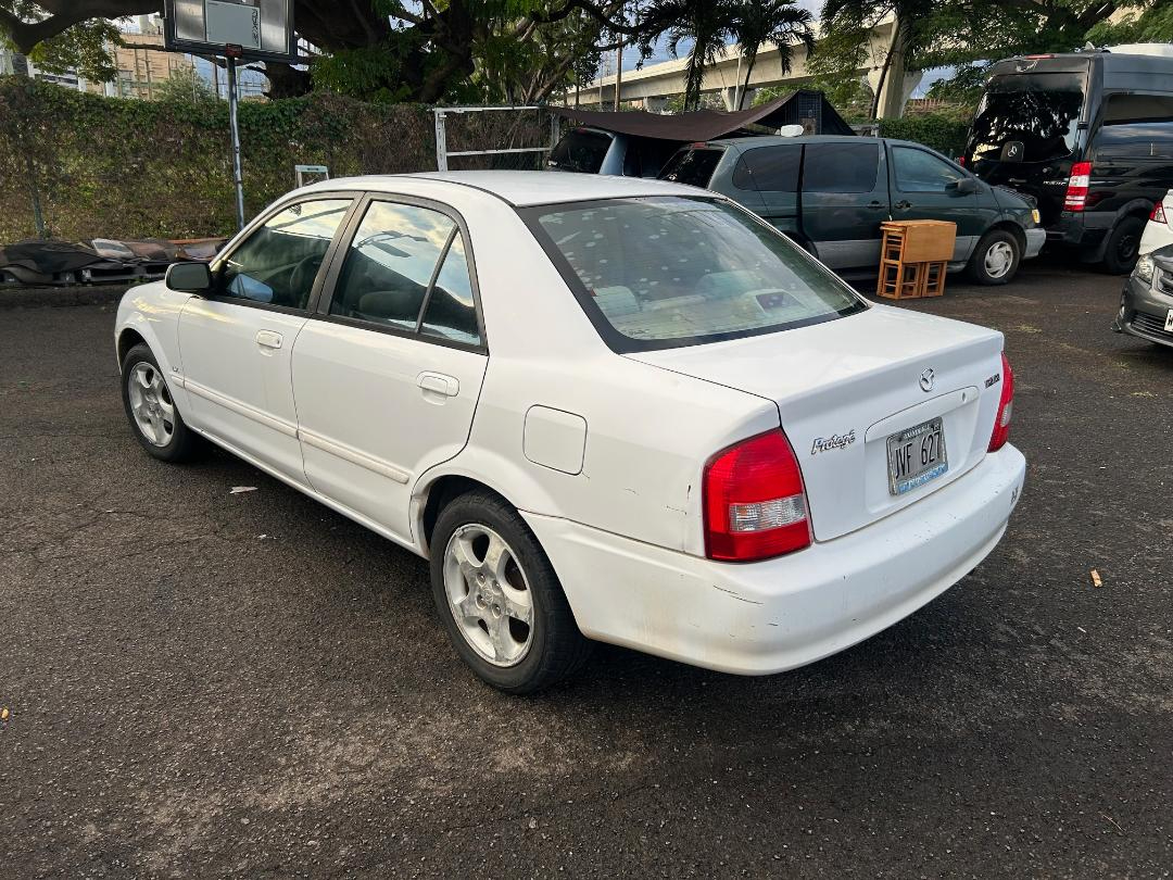 Mazda Protege 4dr Sdn LX Auto 2002