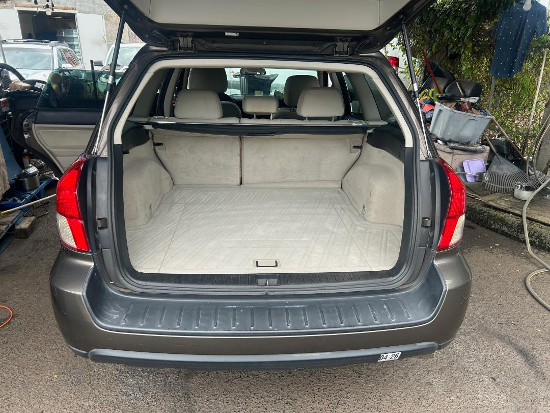 Subaru Outback (Natl) 4dr H4 Auto LL Bean w/Nav/VDC 2008