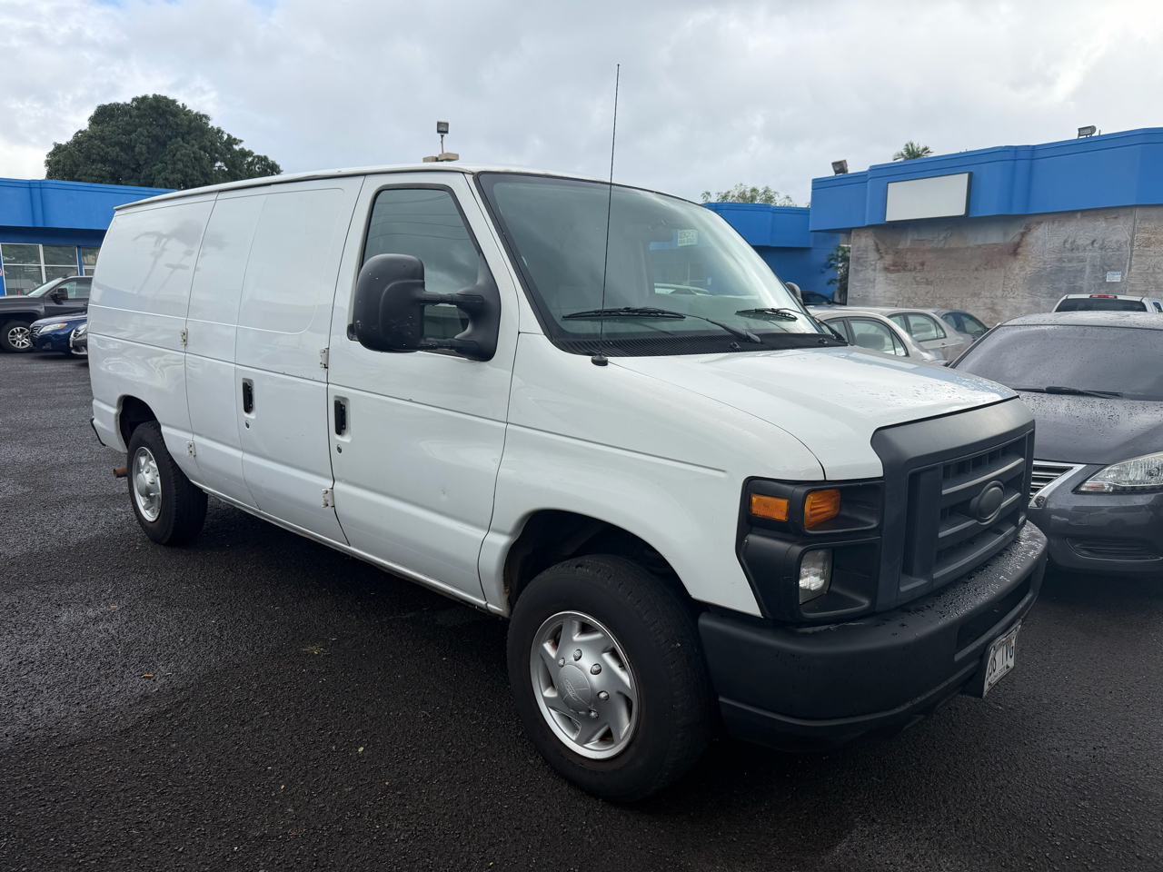 Ford Econoline Cargo Van E-150 Commercial 2014