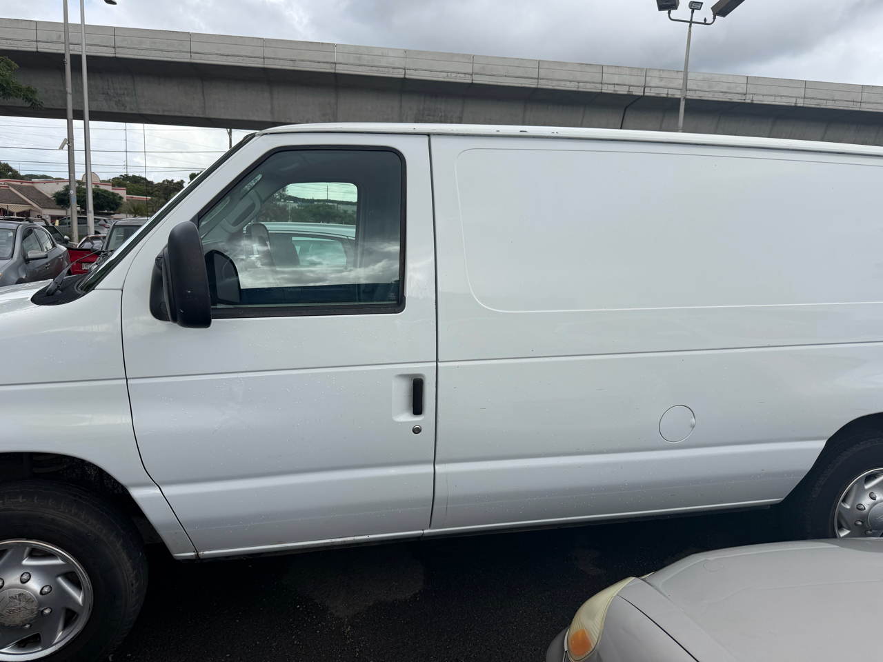 Ford Econoline Cargo Van E-150 Commercial 2014