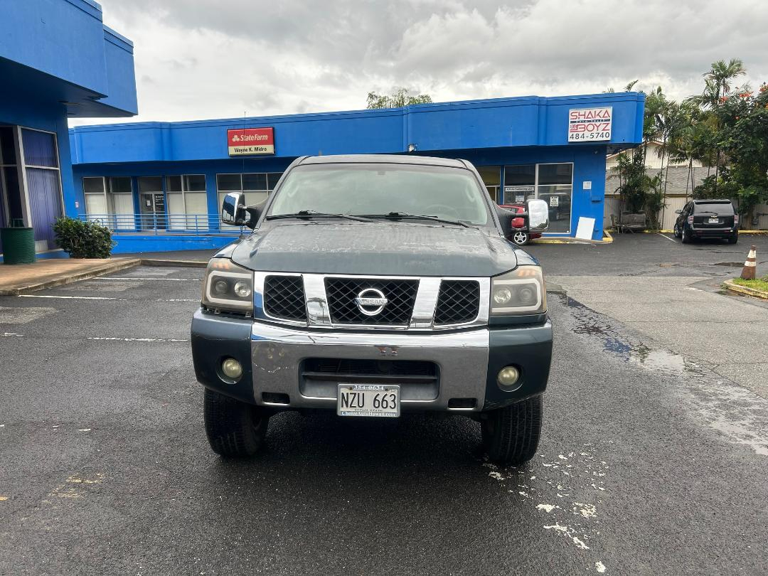 Nissan Titan LE Crew Cab 2WD 2005