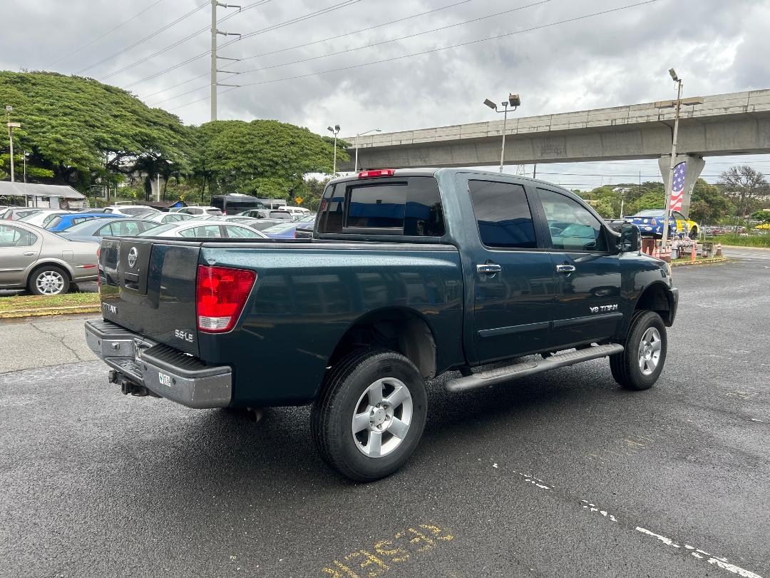 Nissan Titan LE Crew Cab 2WD 2005