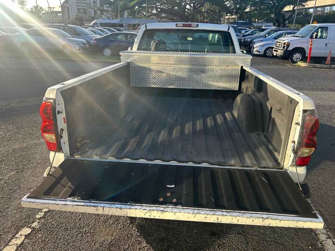Chevrolet Silverado 1500 Reg Cab 133.0" WB Work Truck 2004