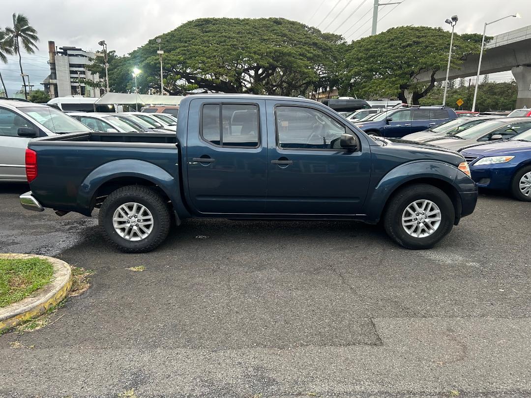 Nissan Frontier 2WD Crew Cab SWB Auto SV 2016