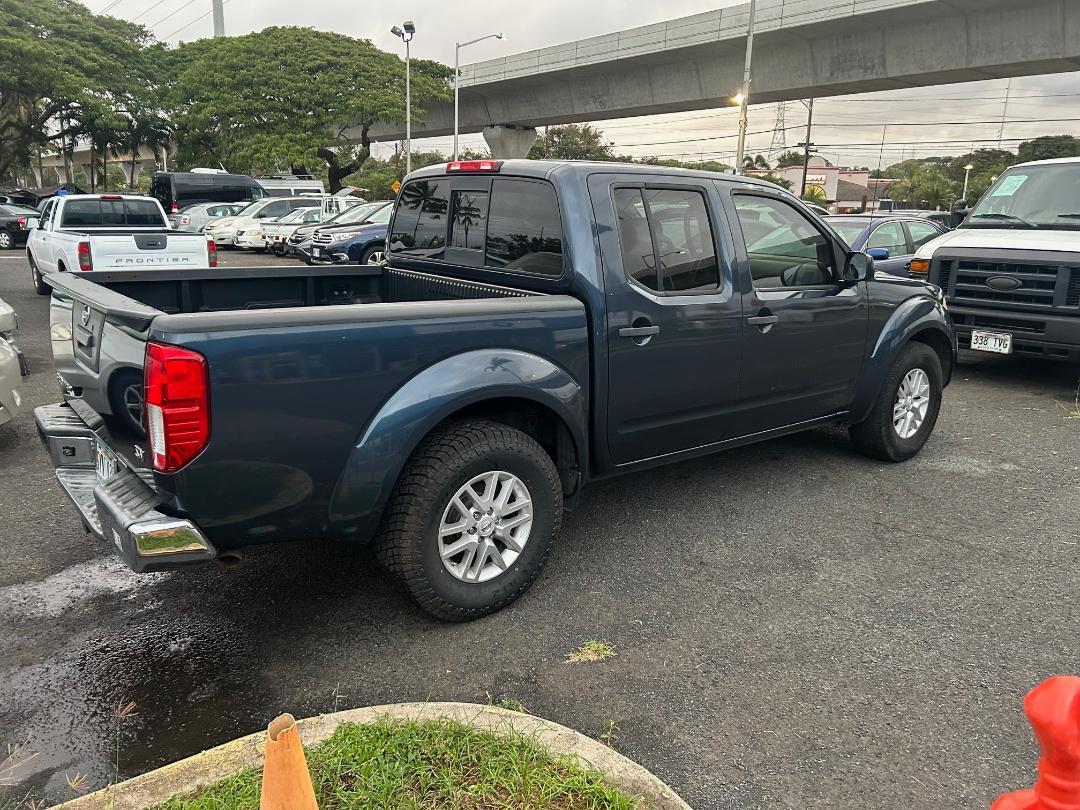 Nissan Frontier 2WD Crew Cab SWB Auto SV 2016