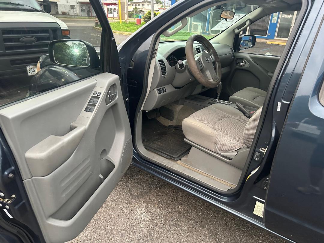 Nissan Frontier 2WD Crew Cab SWB Auto SV 2016