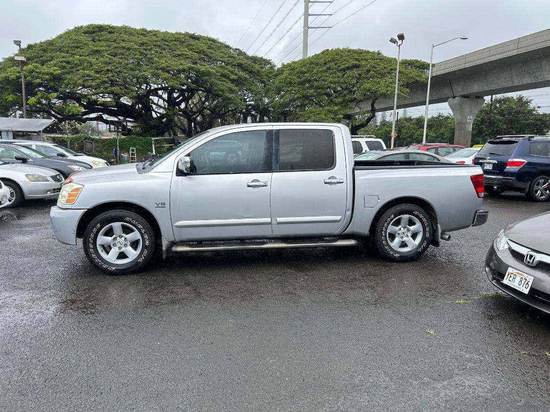 Nissan Titan SE Crew Cab 2WD 2004