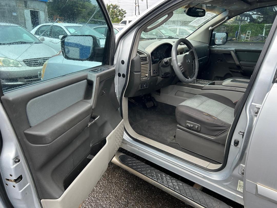 Nissan Titan SE Crew Cab 2WD 2004