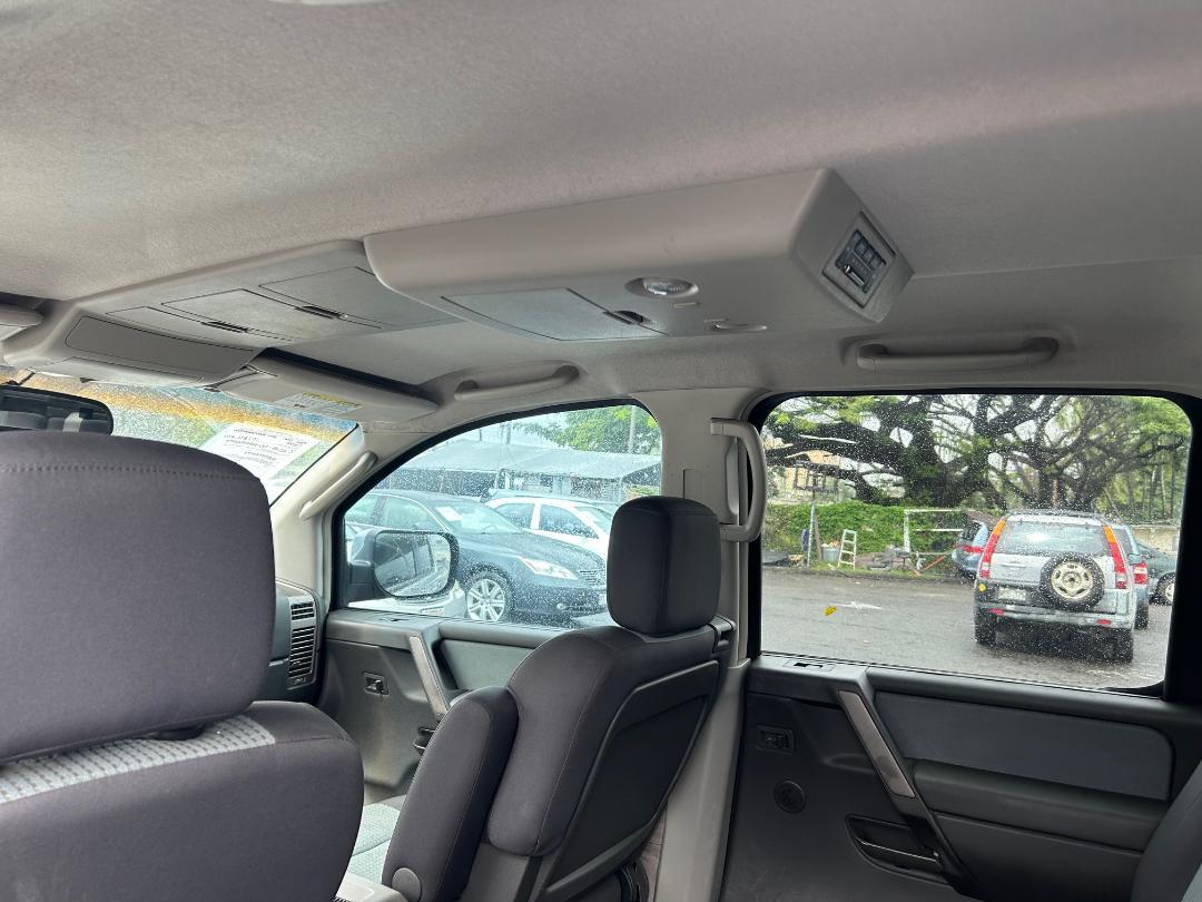 Nissan Titan SE Crew Cab 2WD 2004